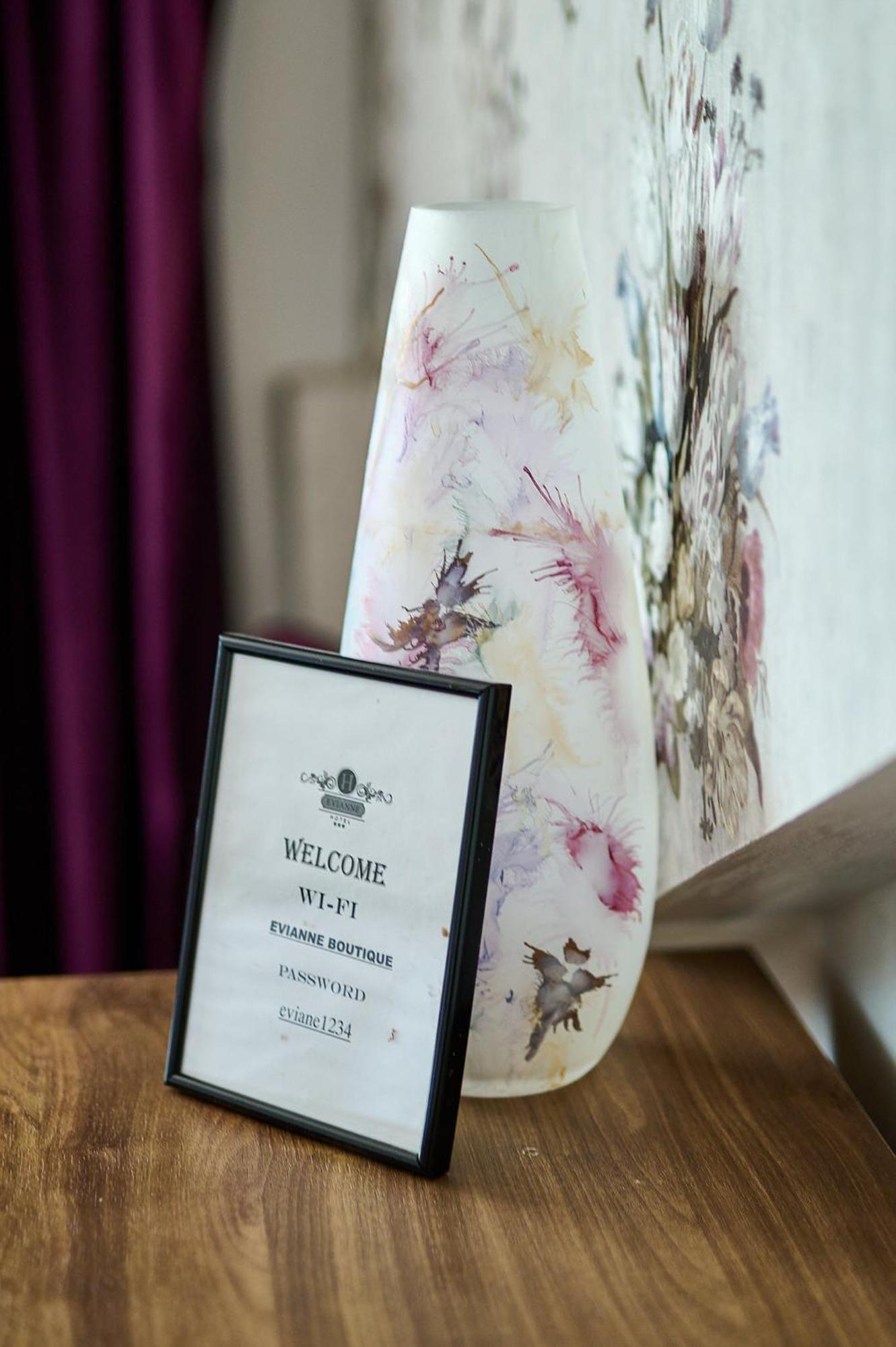 Galaţi Hotel Evianne Boutique מראה חיצוני תמונה