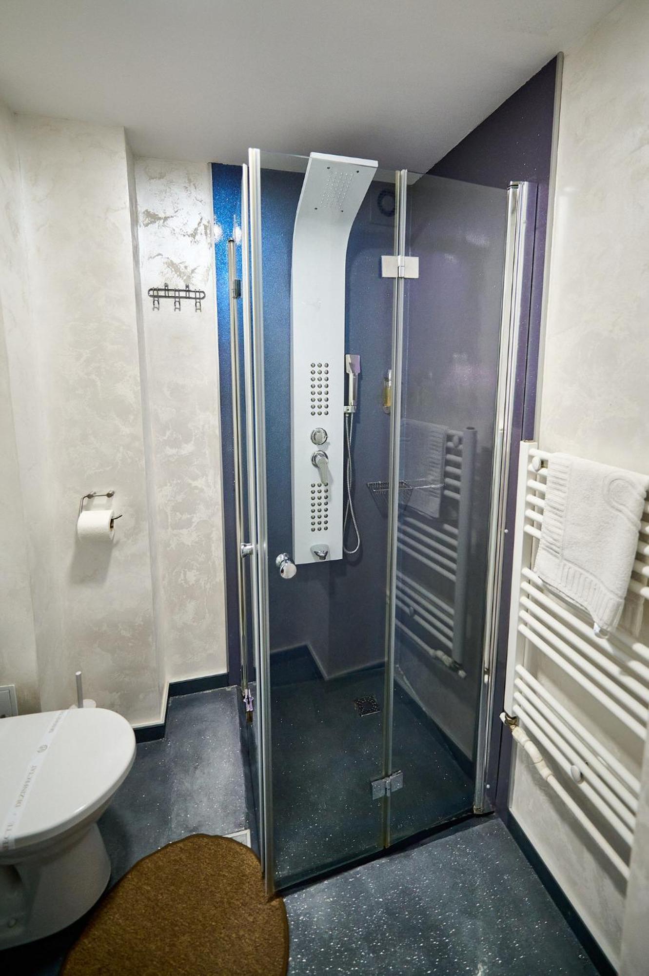 Galaţi Hotel Evianne Boutique מראה חיצוני תמונה