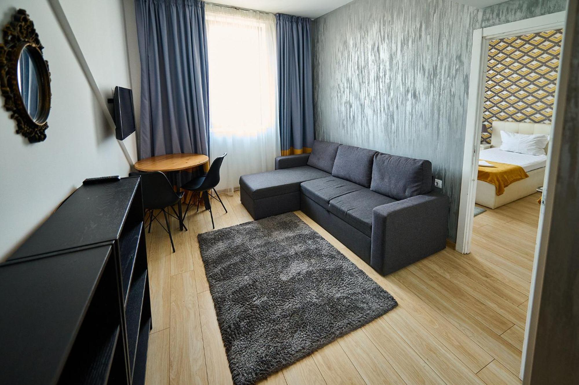 Galaţi Hotel Evianne Boutique מראה חיצוני תמונה